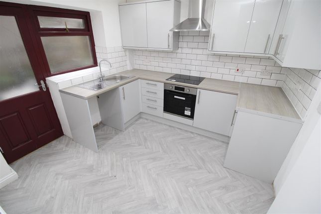 5, Caerau Road, Maesteg photo 4