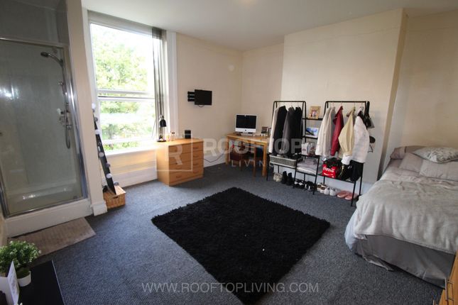 Terraced house to rent in Cardigan Road, Leeds