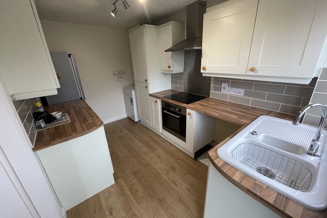 16, Fairfield Avenue, Onchan photo 2