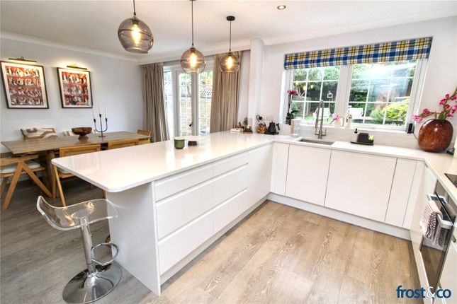 79, Wedgwood Drive, Poole photo 4