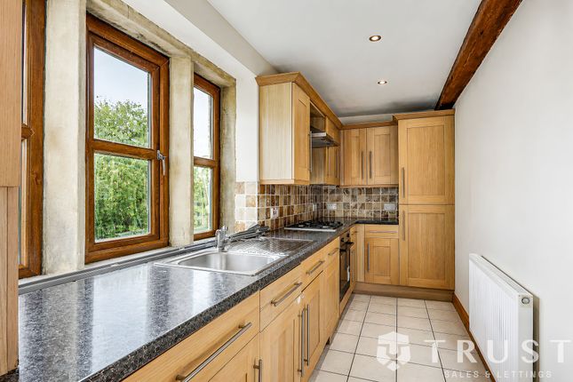 36 Occupation Lane, Dewsbury photo 4
