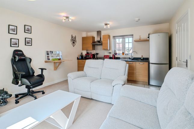 10, Edward Phillipps Road, Loughborough photo 3