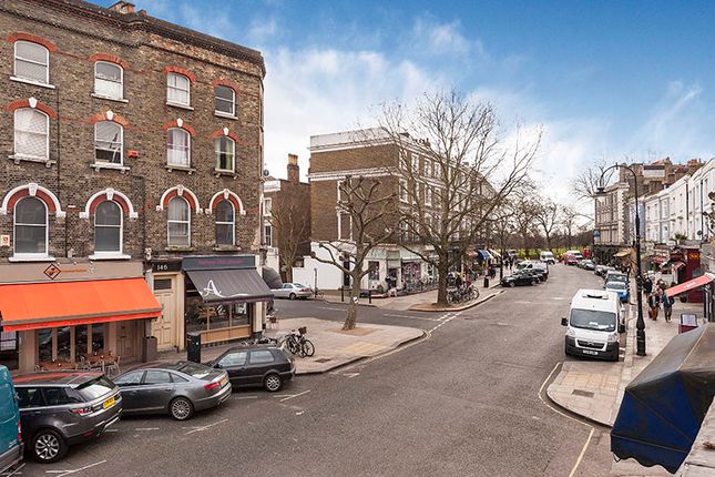 Triplex to rent in Regents Park Road, Primrose Hill