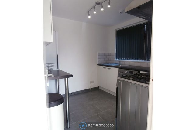 Porlock Drive, Luton photo 4
