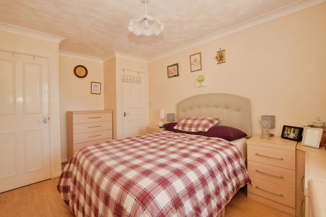 34, Leonard Road, New Romney photo 4