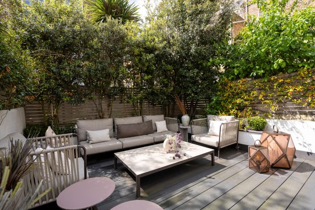 Semi-detached house for sale in Sutherland Place, London