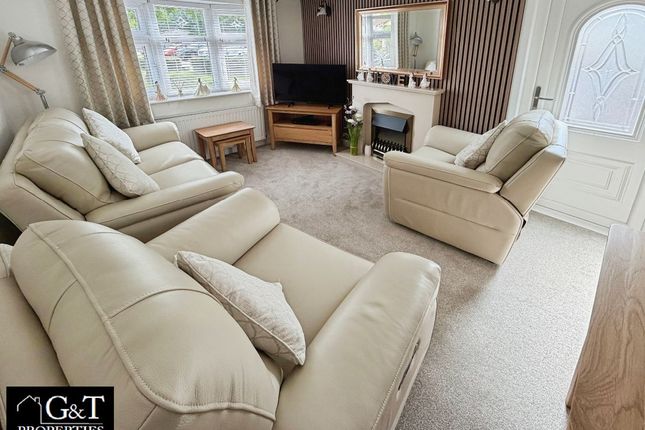 97 Hinksford Mobile Home Park, Kingswinford photo 2