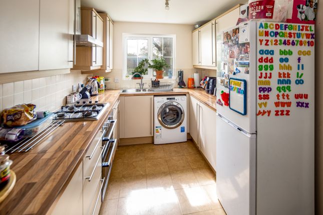 Town house for sale in Ploughley Road, Ambrosden, Bicester