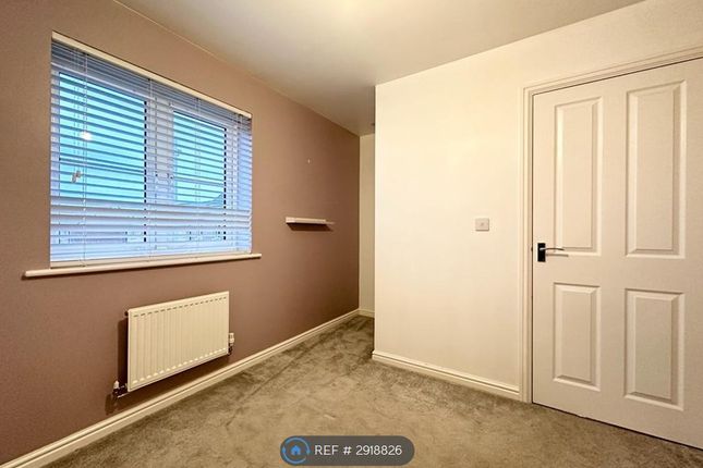Stirrup Way, Andover photo 3