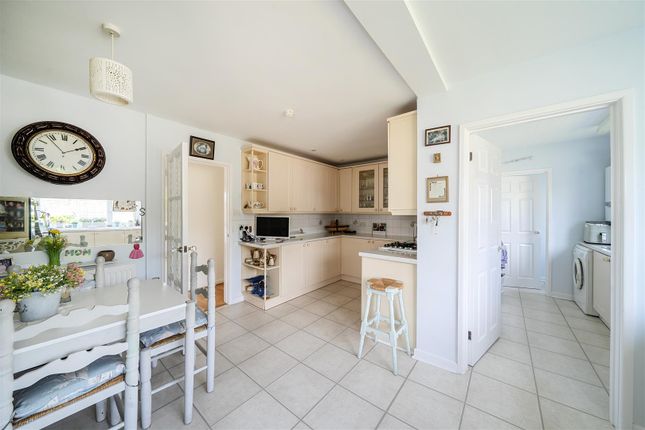 27, Annings Lane, Bridport photo 4