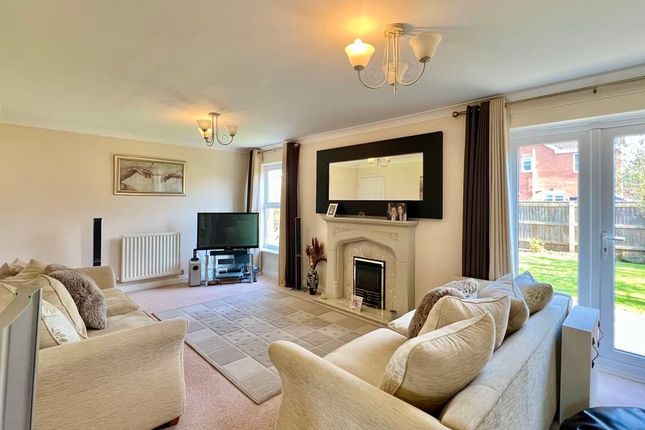 73, Swift Drive, Brigg photo 3