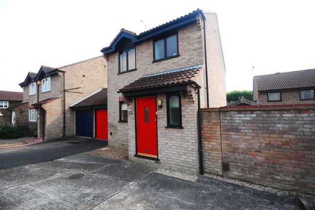 Golding Thoroughfare, Chelmer Village, Chelmsford CM2, 3 bedroom link