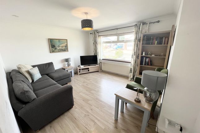 8, Craigie Place, Kilmarnock photo 2