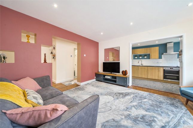 2-bed flat on Flat 4 Hazelwood House,, Church Road, Bromley, £350,000