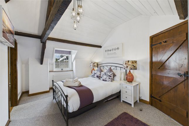 Harbour Hideaway, 4, Albert Court, Devon photo 4