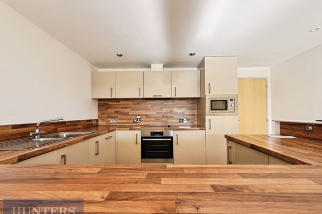 11 Belvedere Court, St. Davids Hill, Exeter photo 3