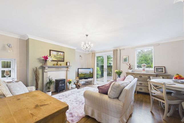 2 Annies Close, Matlock photo 3