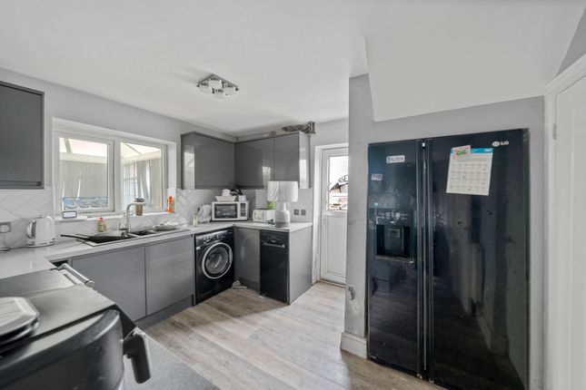 5 Mount Street, Leigh photo 4