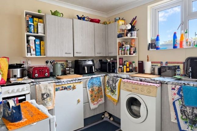 29,First Floor Flat, Mortimer Street, Herne Bay photo 3