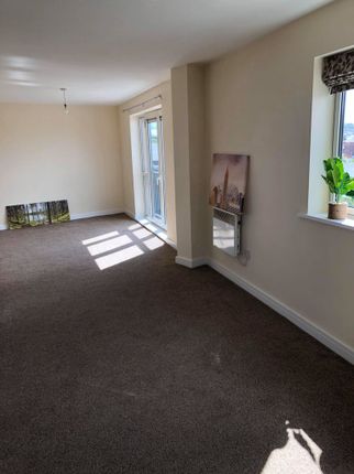 Flat to rent in Marsden House, Bolton