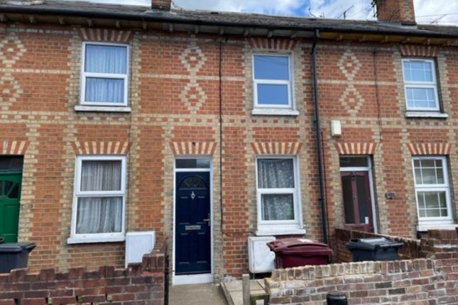 Terraced house to rent in Cumberland Road, Reading