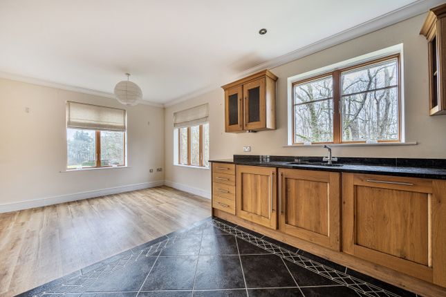 3 Dunwood Court,, Salisbury Road, Romsey photo 4