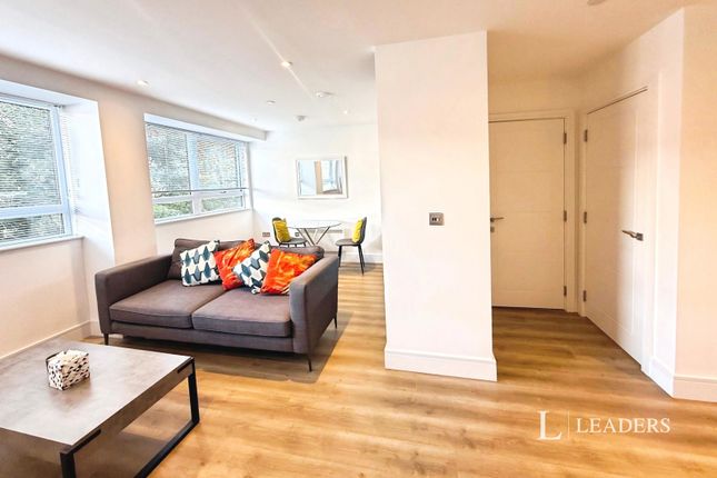 Flat 51, Newacre House, Wood Street, West Sussex photo 3