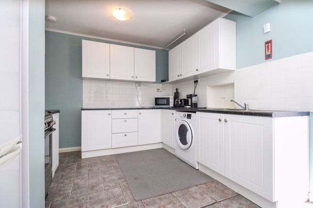 1, Berry Drive, Bedford photo 3