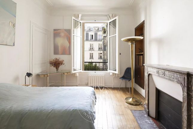 Apartment for sale in Paris 9th, 75009, France