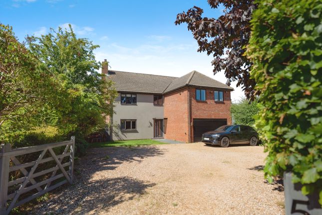 Thumbnail Detached house for sale in Drovers Way, Newton Longville, Milton Keynes