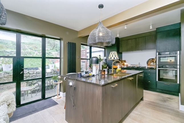 75, Geraints Way, Cowbridge photo 3