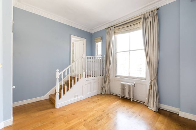 Thumbnail Flat to rent in Queens Gate, South Kensington, London