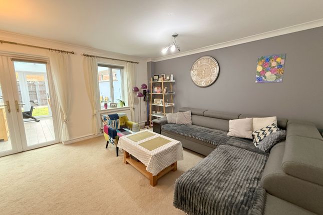 45 Davey Road, Tewkesbury photo 4