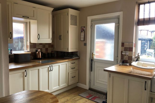451, Rotherham photo 2