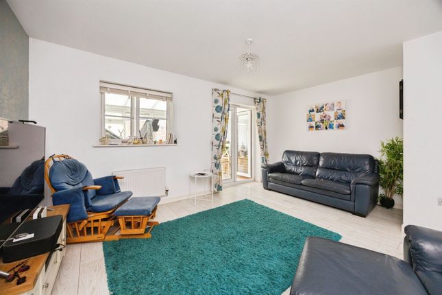 6, Damara Way, Ashford photo 2