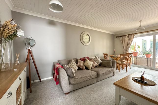8, Hillside Road, Cheddleton photo 3