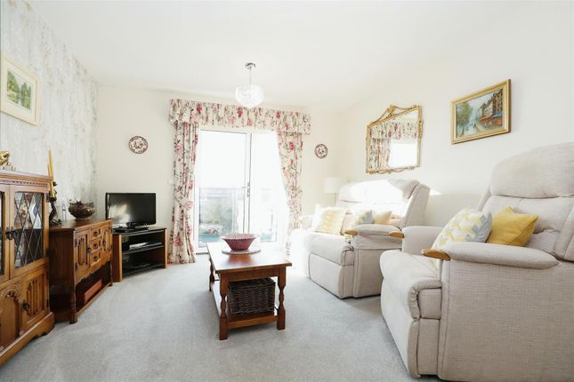 Flat for sale in Harvard Place, Shipston Road, Stratford-Upon-Avon