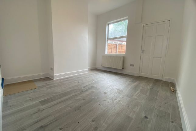 50, KIDDERMINSTER photo 4
