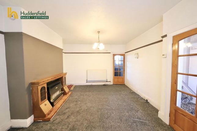 86, Gramfield Road, Huddersfield photo 2
