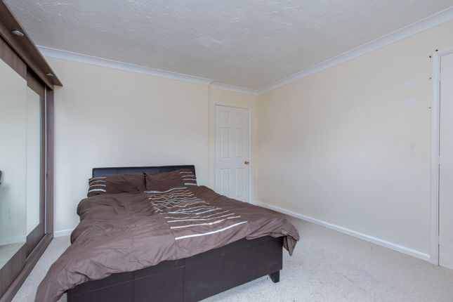 26, Brayfields, Spalding photo 4