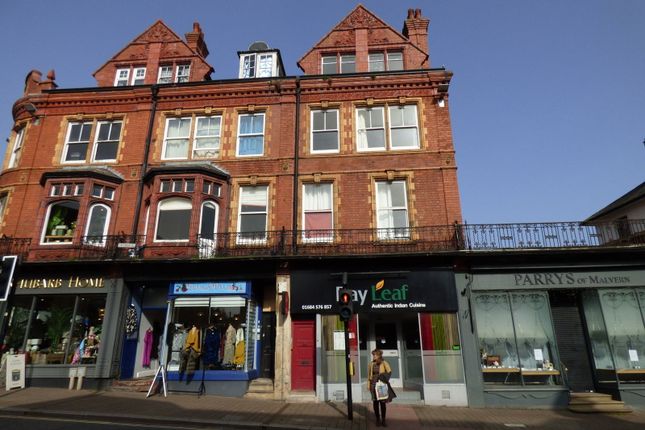 1-bed flat on 111,Flat 3, Church Street, Malvern, £75,000