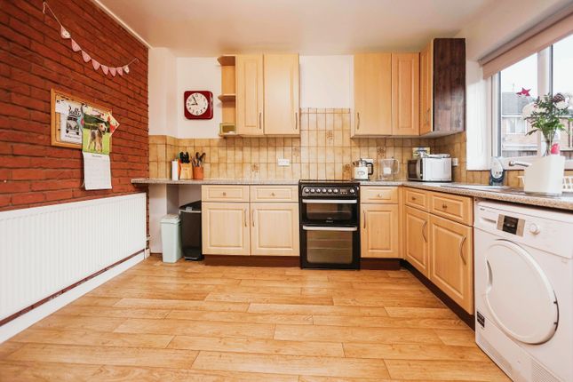 Detached house for sale in Woodland Close, Worcester, Worcestershire