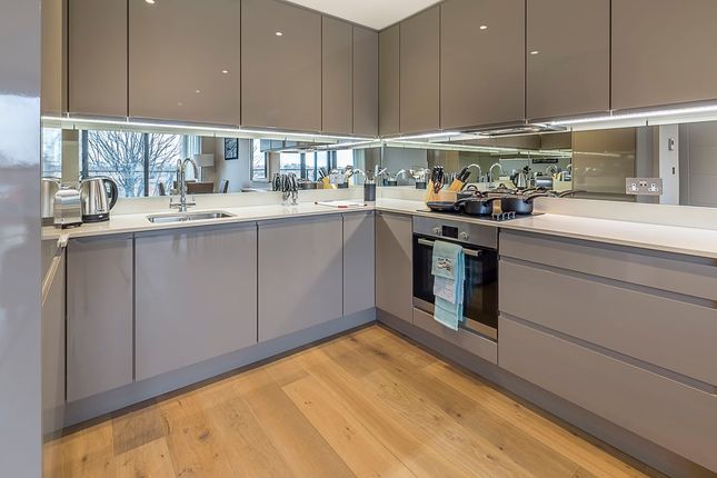 5 Alpha House, 433, Uxbridge Road, London photo 4