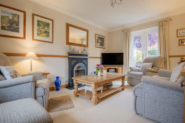 30, Bishops Gate, Southam photo 2