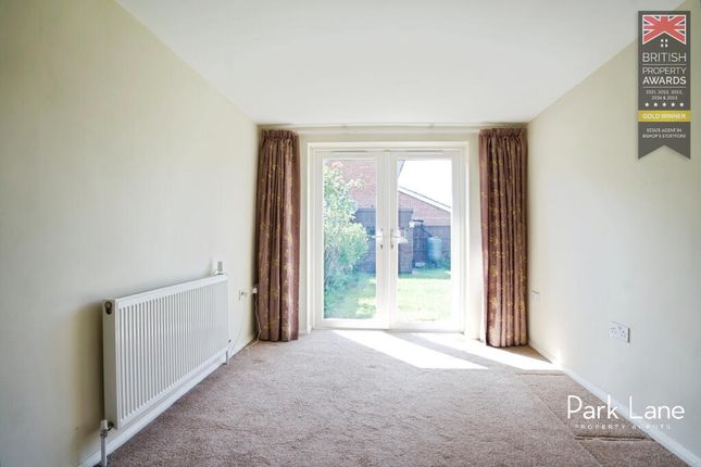 35, Wheat Croft, Bishops Stortford photo 4