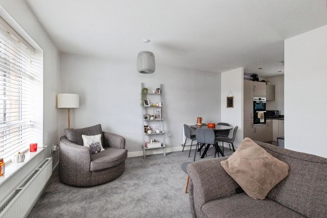 99, Arnfield Road, Manchester photo 4