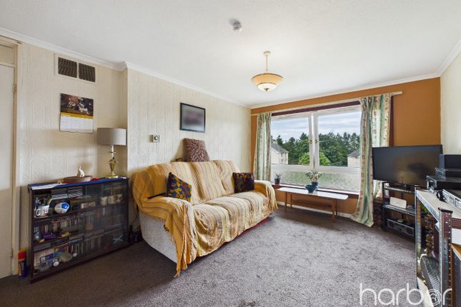 2/1 155 Inveresk Street, Greenfield, Glasgow photo 2