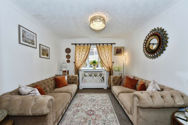 83, Haigh Moor Way, Sheffield photo 2