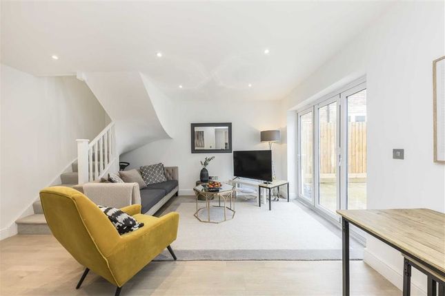 Thumbnail Semi-detached house for sale in Hervey Road, London
