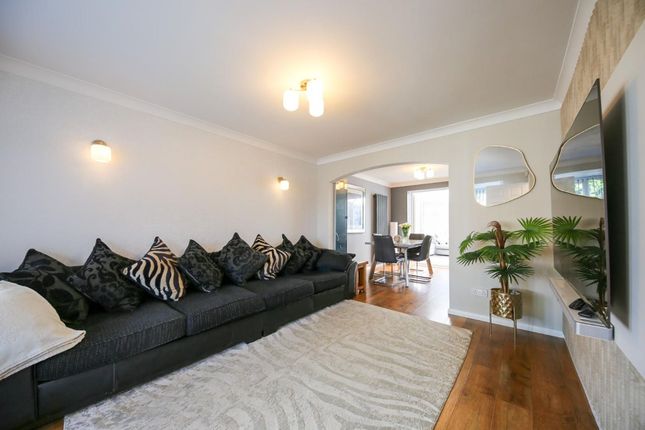 18 Murrayfields, Newcastle Upon Tyne photo 4